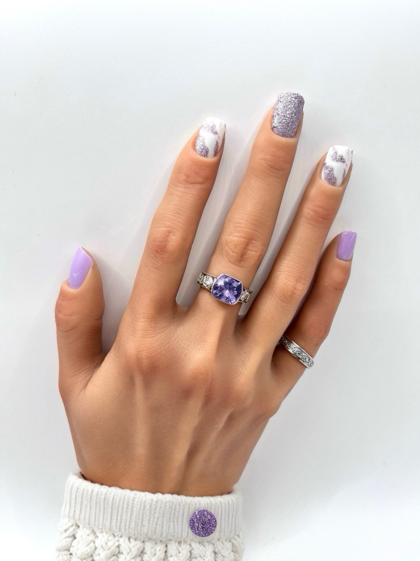 Lavender Marble Swirl Mani in Minutes Press on Nails