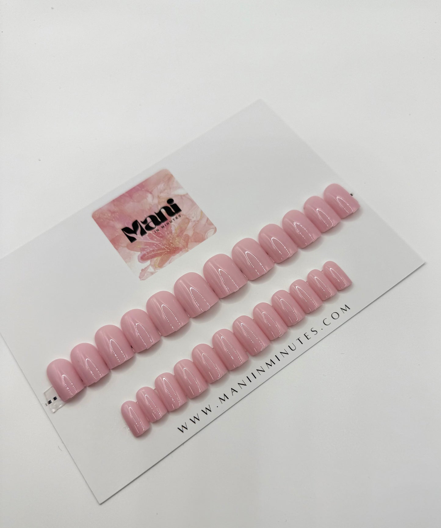 Sugar Cloud Mani in Minutes Press on Nails