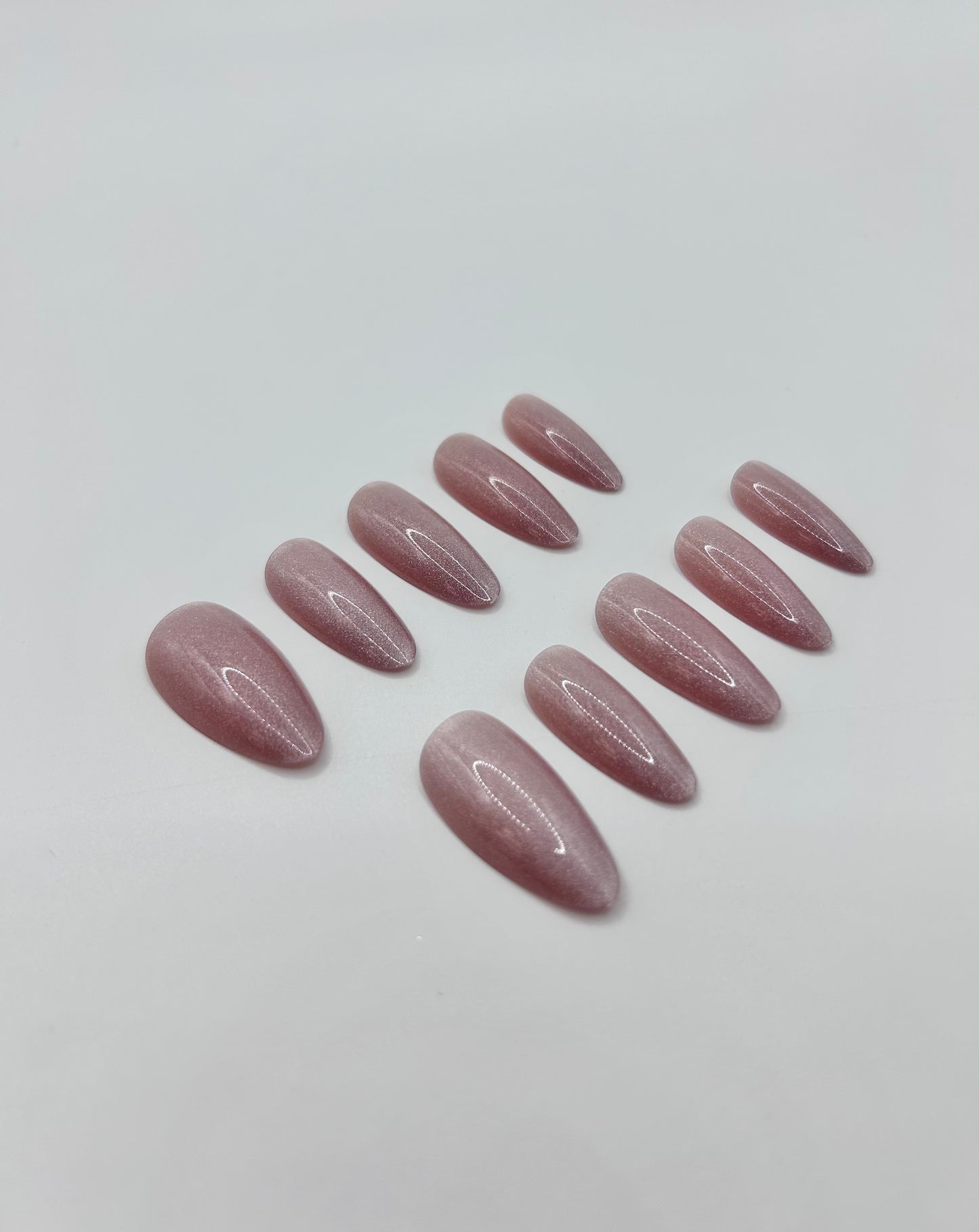 Latte Luster Mani in Minutes Press on Nails