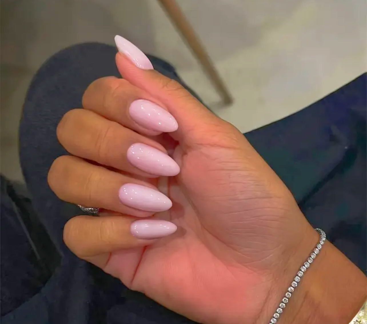 Pretty in Pink Mani in Minutes Press on Nails