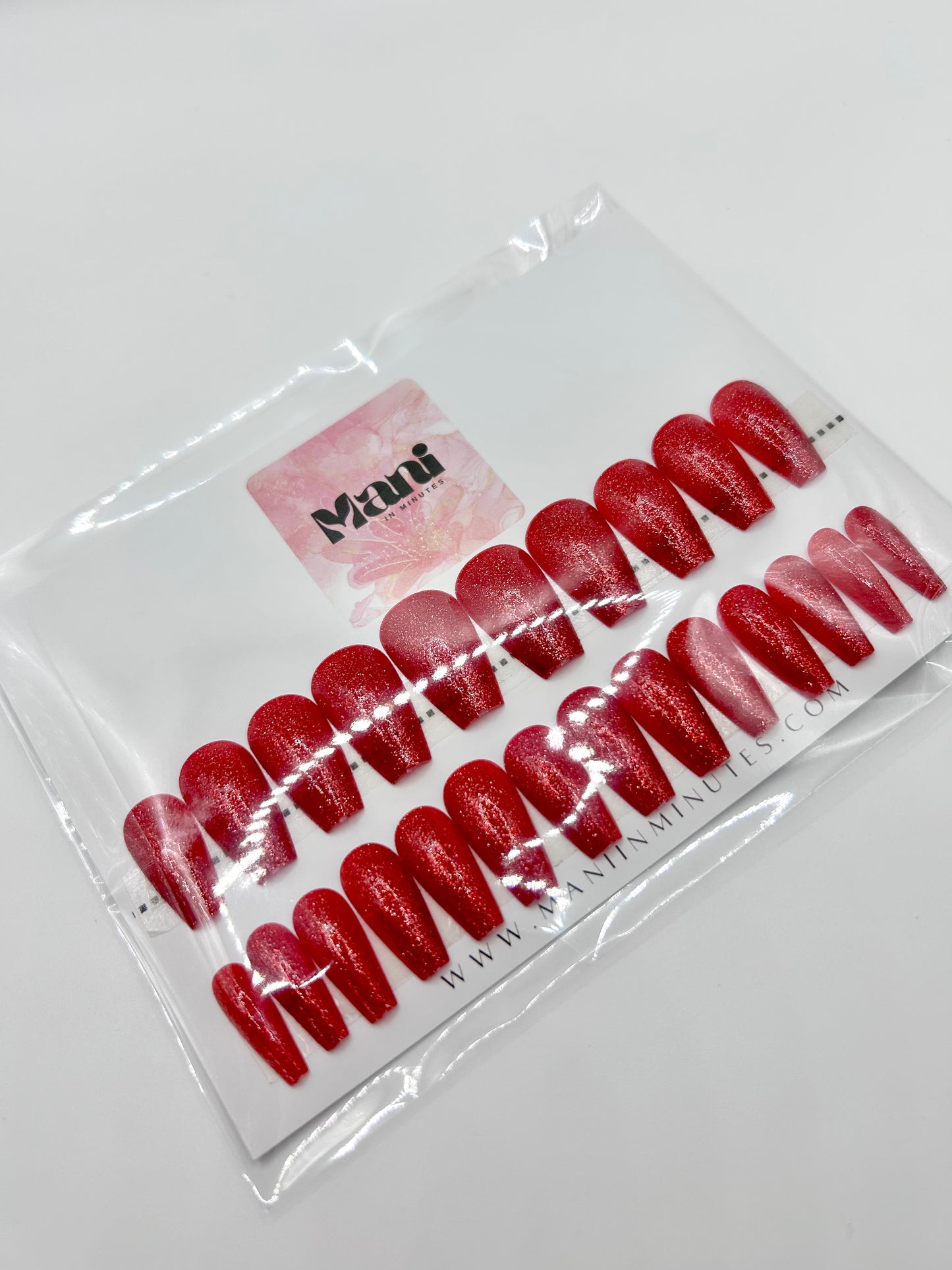 Scarlet Fizz Mani in Minutes Press on Nails