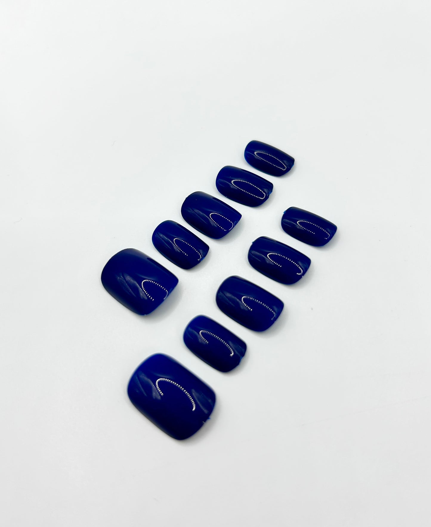 Sapphire Nights Mani in Minutes Press on Nails