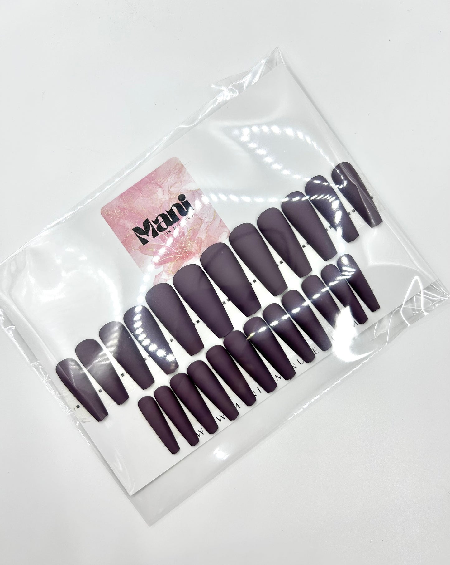 Lilac Veil Matte Mani in Minutes Press on Nails