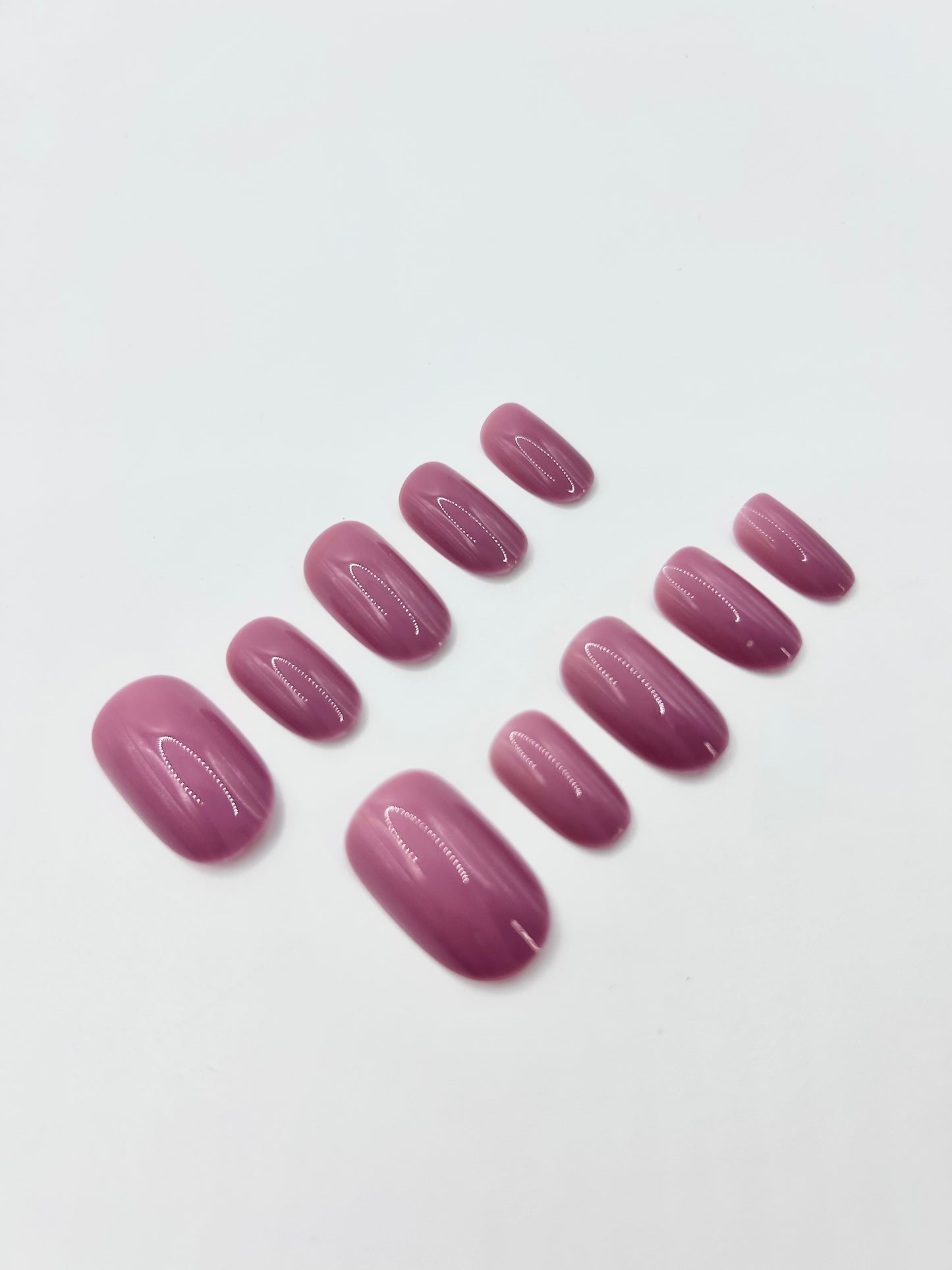 Lilac Luxe Mani in Minutes Press on Nails