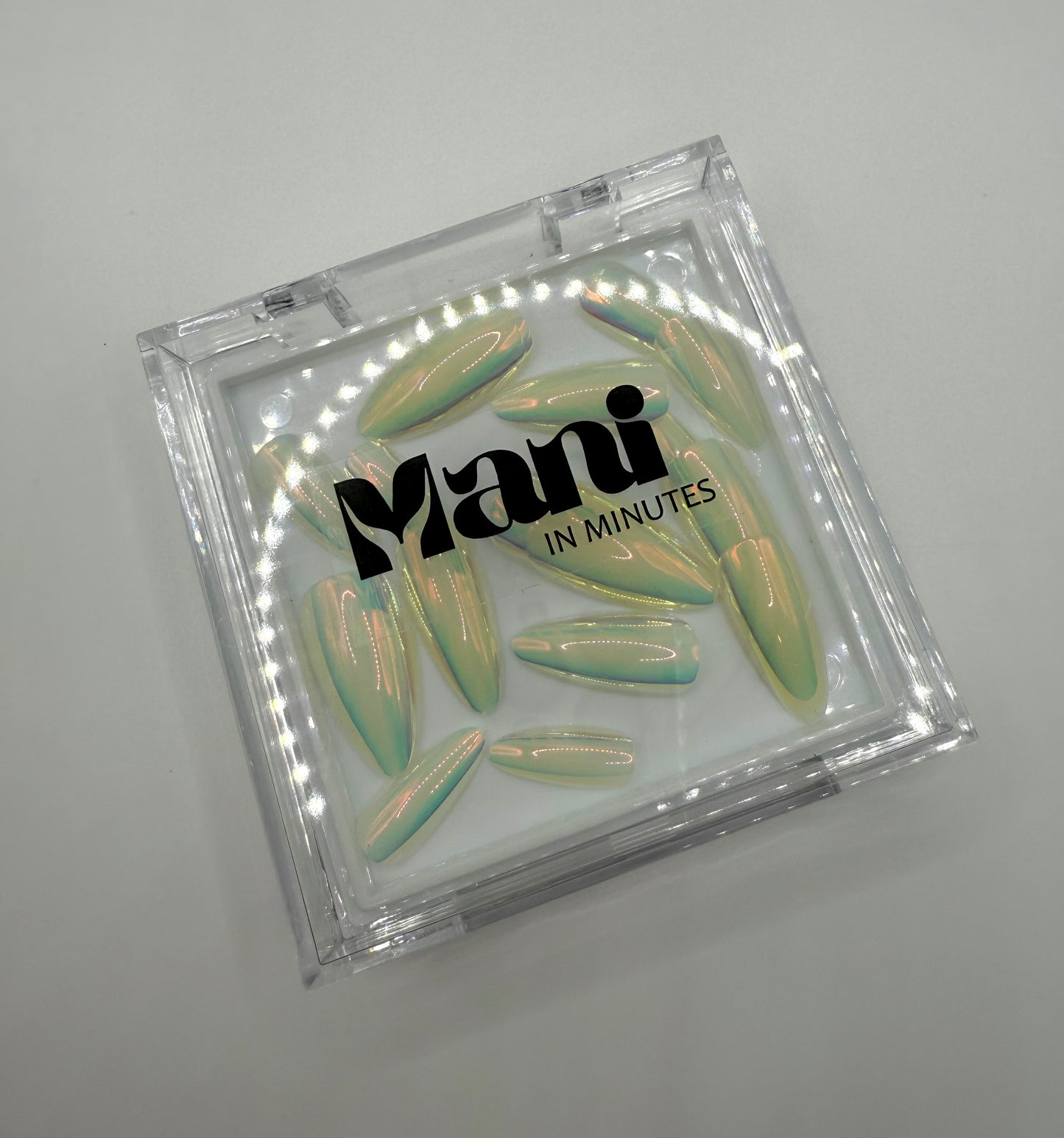 Mani in Minutes Nail Safe