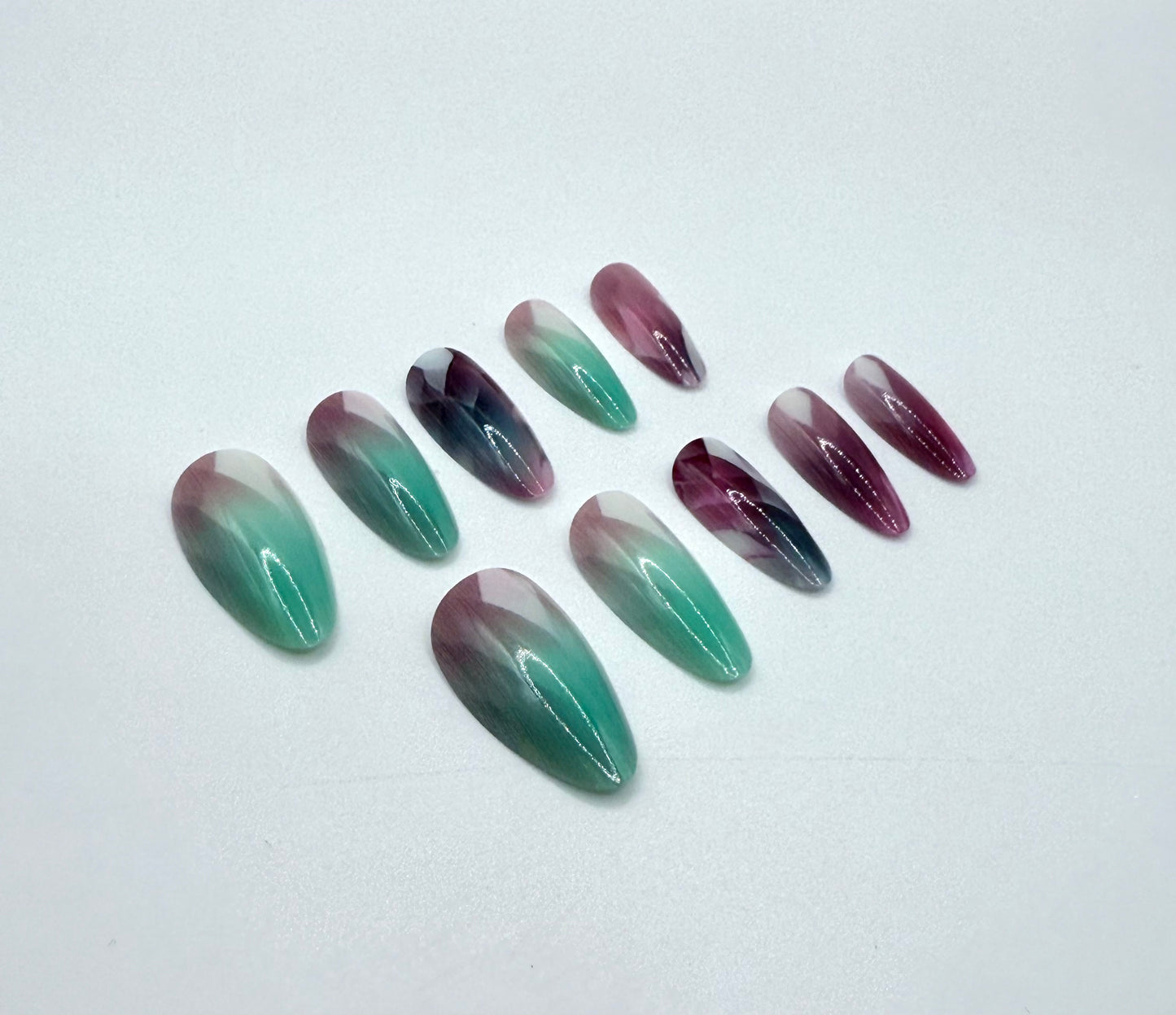 Pastel Tide Mani in Minutes Press on Nails