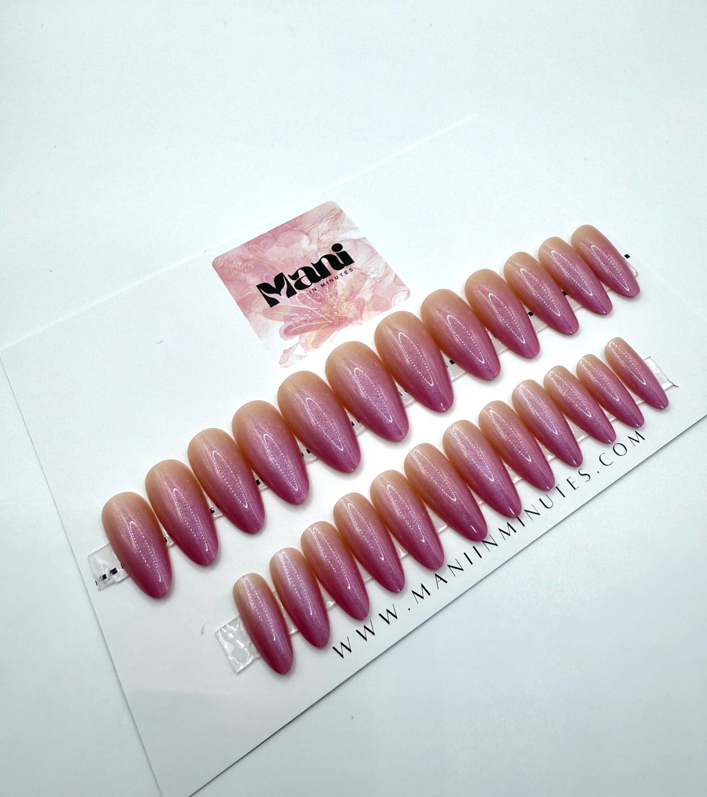 Ombre Muse Mani in Minutes Press on Nails