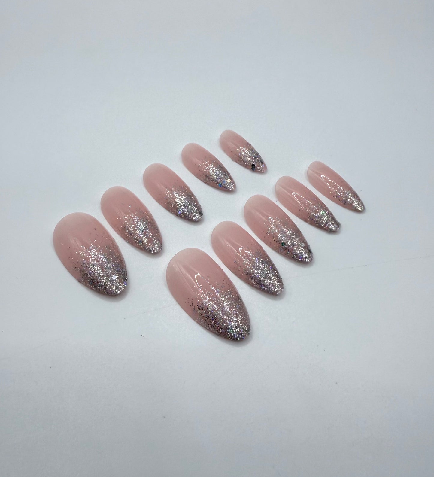 Classic Silver Sparkle (Almond) Mani in Minutes Press on Nails