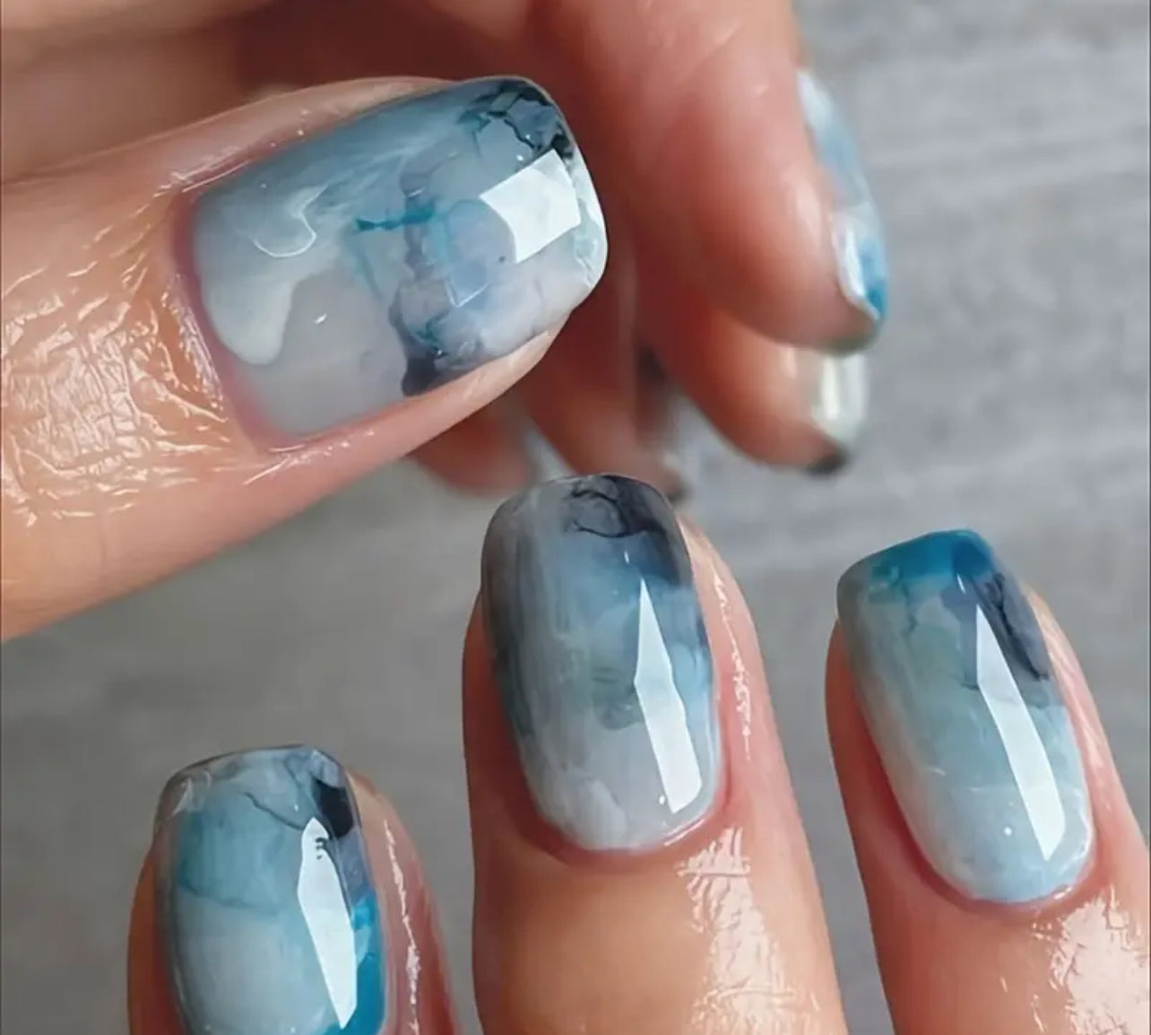 Blue Marble Magic Mani in Minutes Press on Nails