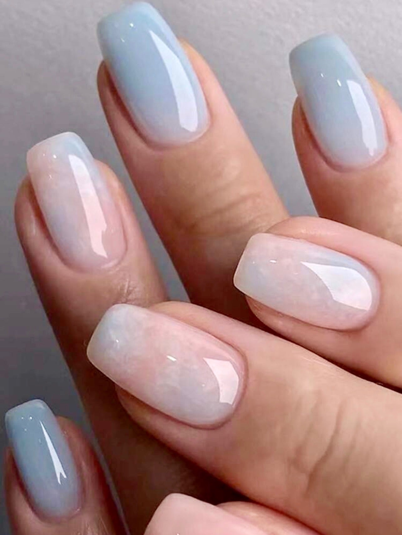Marble Haze Mani in Minutes Press on Nails