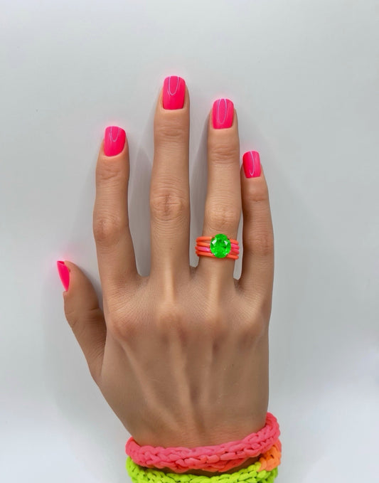 Pink Voltage Mani in Minutes Press on Nails