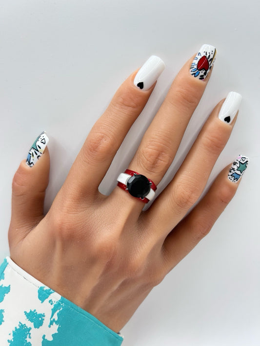 Pop Art Hearts Mani in Minutes Press on Nails