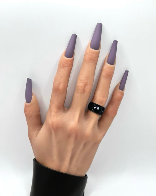 Lilac Veil Matte Mani in Minutes Press on Nails