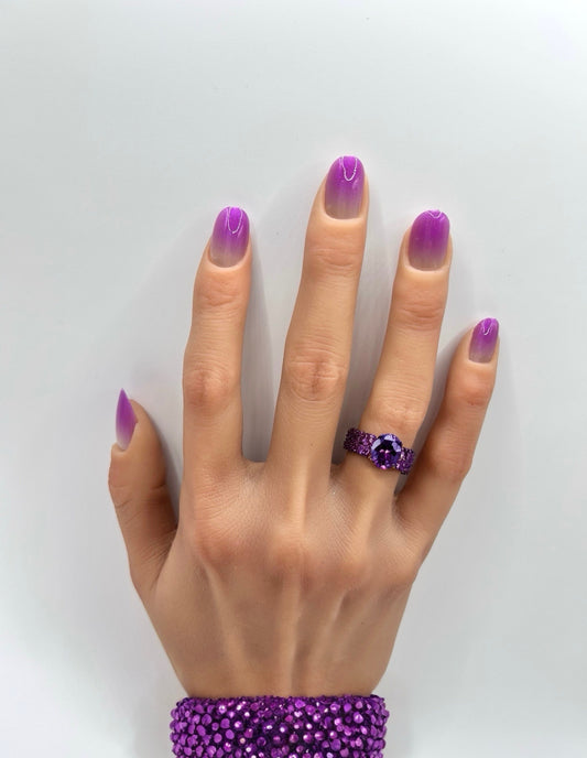 Grape Frost Mani in Minutes Press on Nails