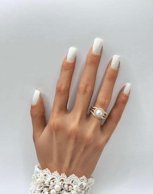 White Out nails on hand – medium square white press-on manicure by Mani in Minutes
