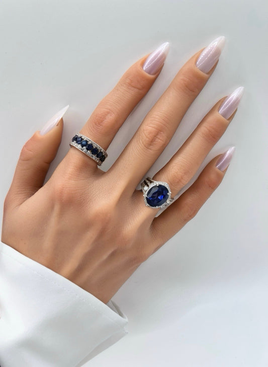 Platinum Pearl Mani in Minutes Press on Nails