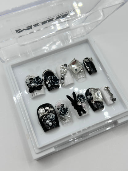 Dark Elegance Handcrafted Mani in Minutes Press on Nails