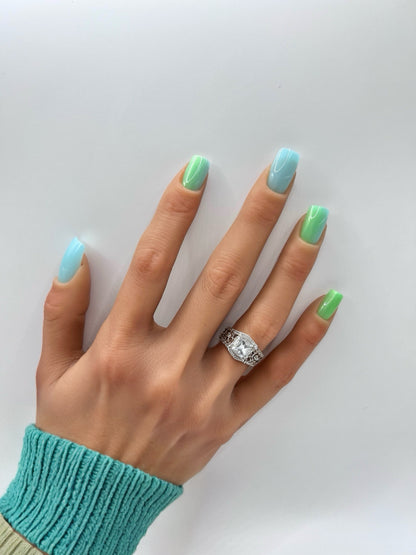 Celestial Mint Mani in Minutes Press on Nails