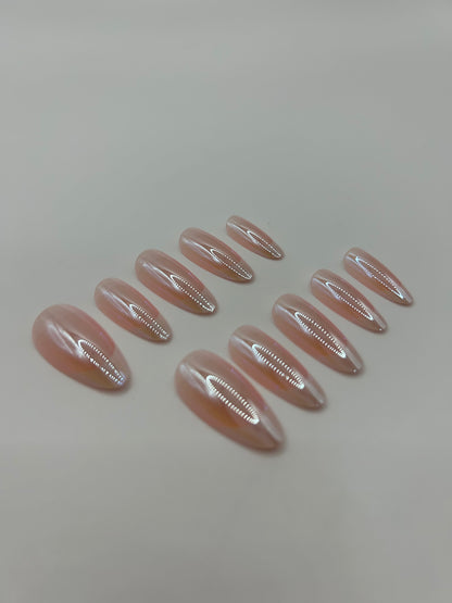 French Metallic Luxe Mani in Minutes Press on Nails