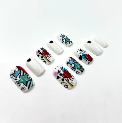 Pop Art Hearts Mani in Minutes Press on Nails