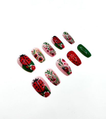 Bug and Bloom Mani in Minutes Press on Nails