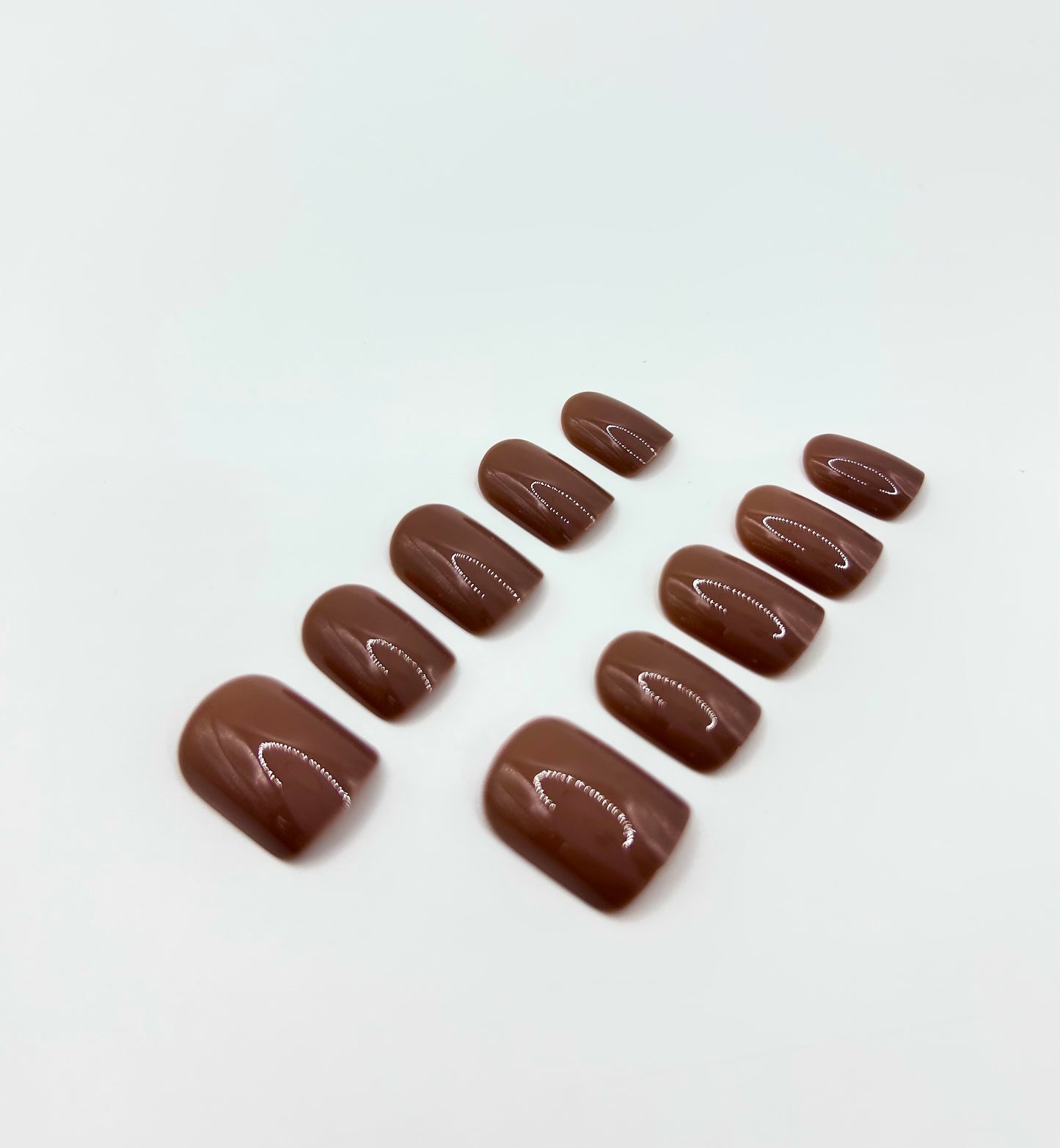 Chestnut Chic Mani in Minutes Press on Nails