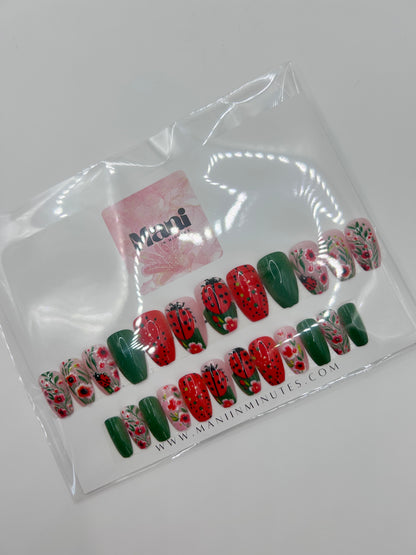 Bug and Bloom Mani in Minutes Press on Nails