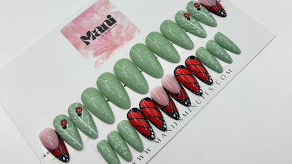 Flutterbug Mani in Minutes Press on Nails