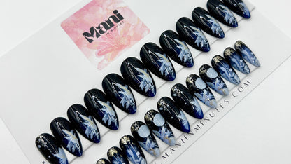 Blue Moon Mani in Minutes Press on Nails