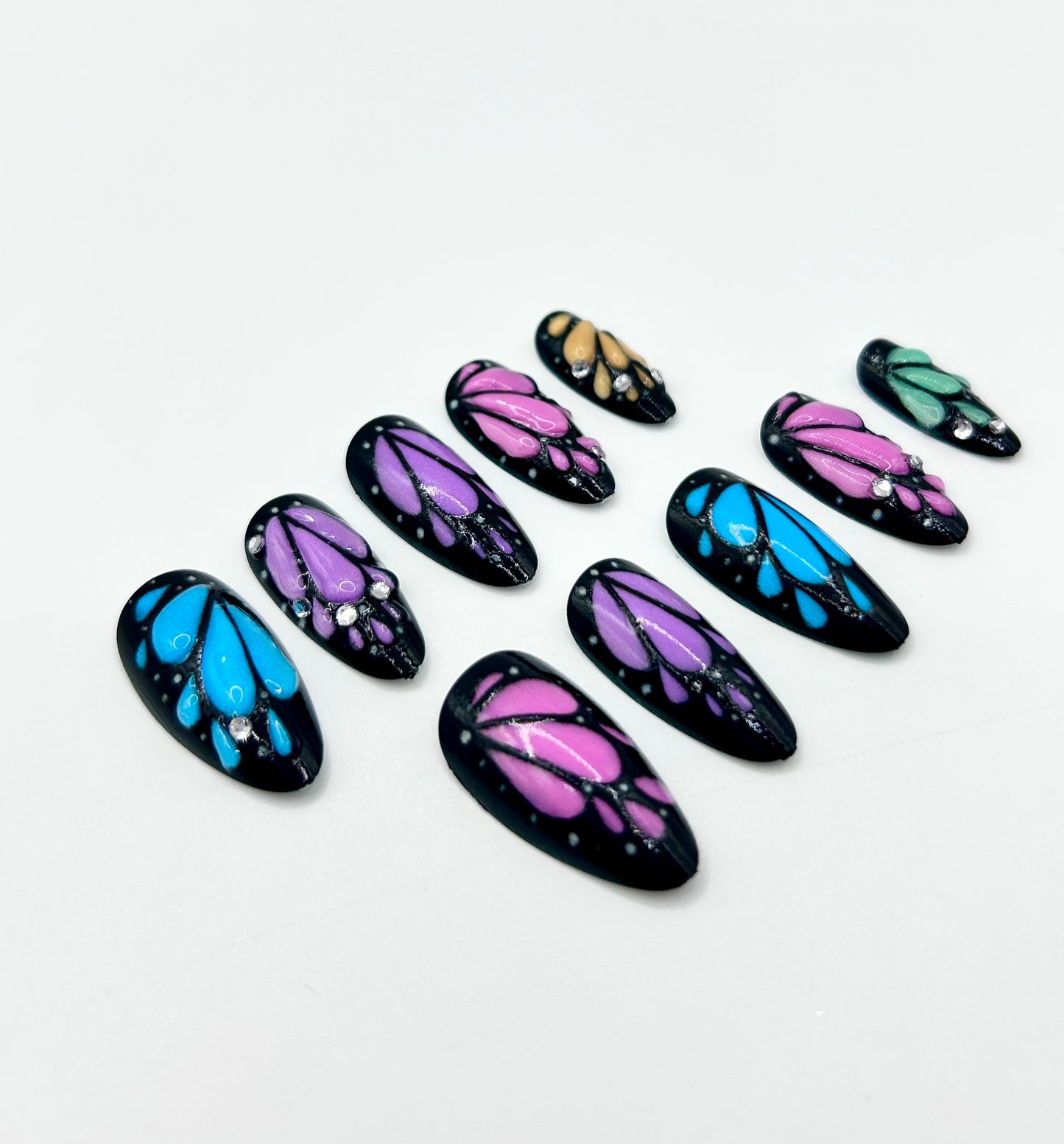 Flutterlicious Mani in Minutes Press on Nails
