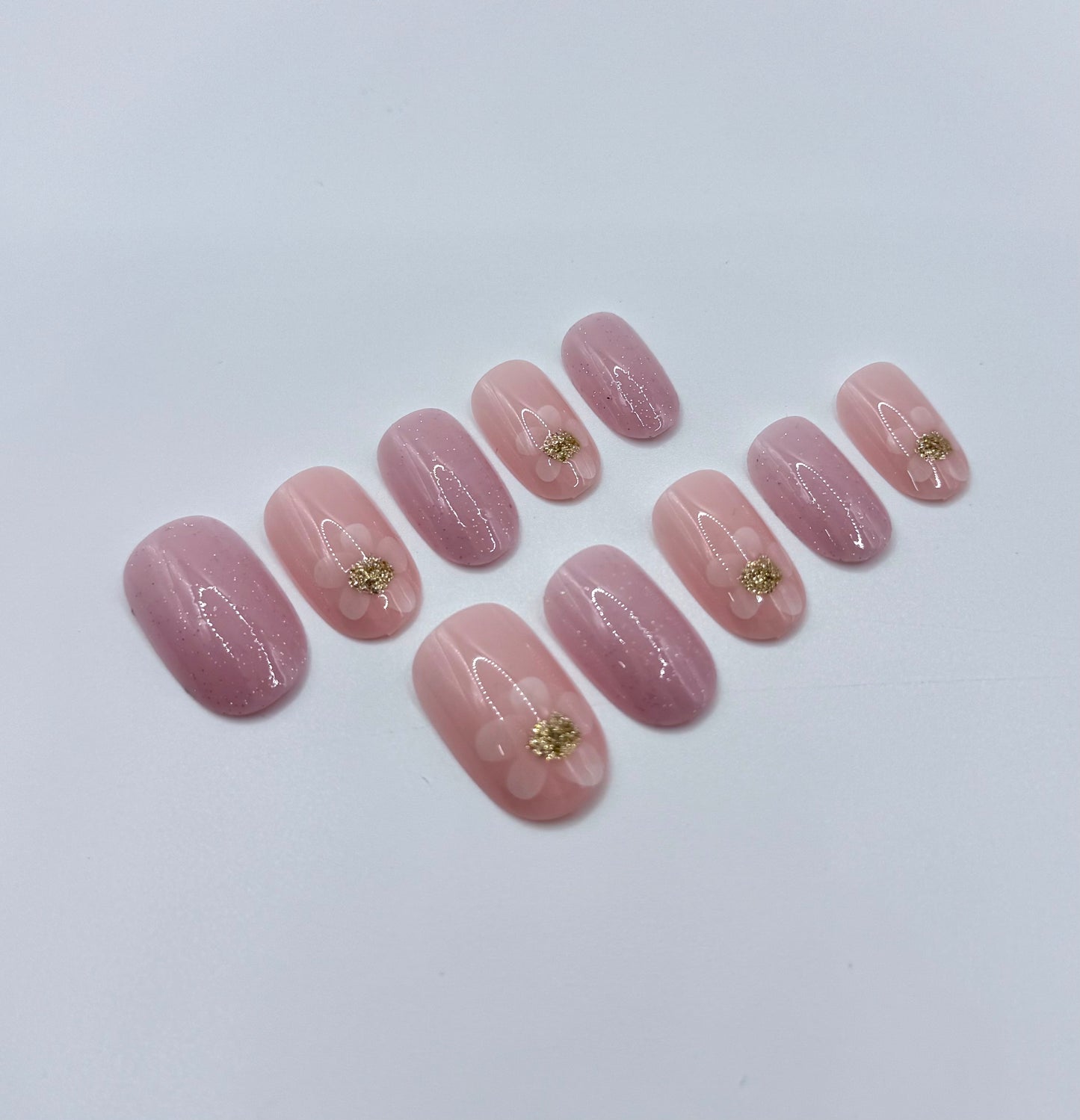 Glitzy Blushing Petals Mani in Minutes Press on Nails