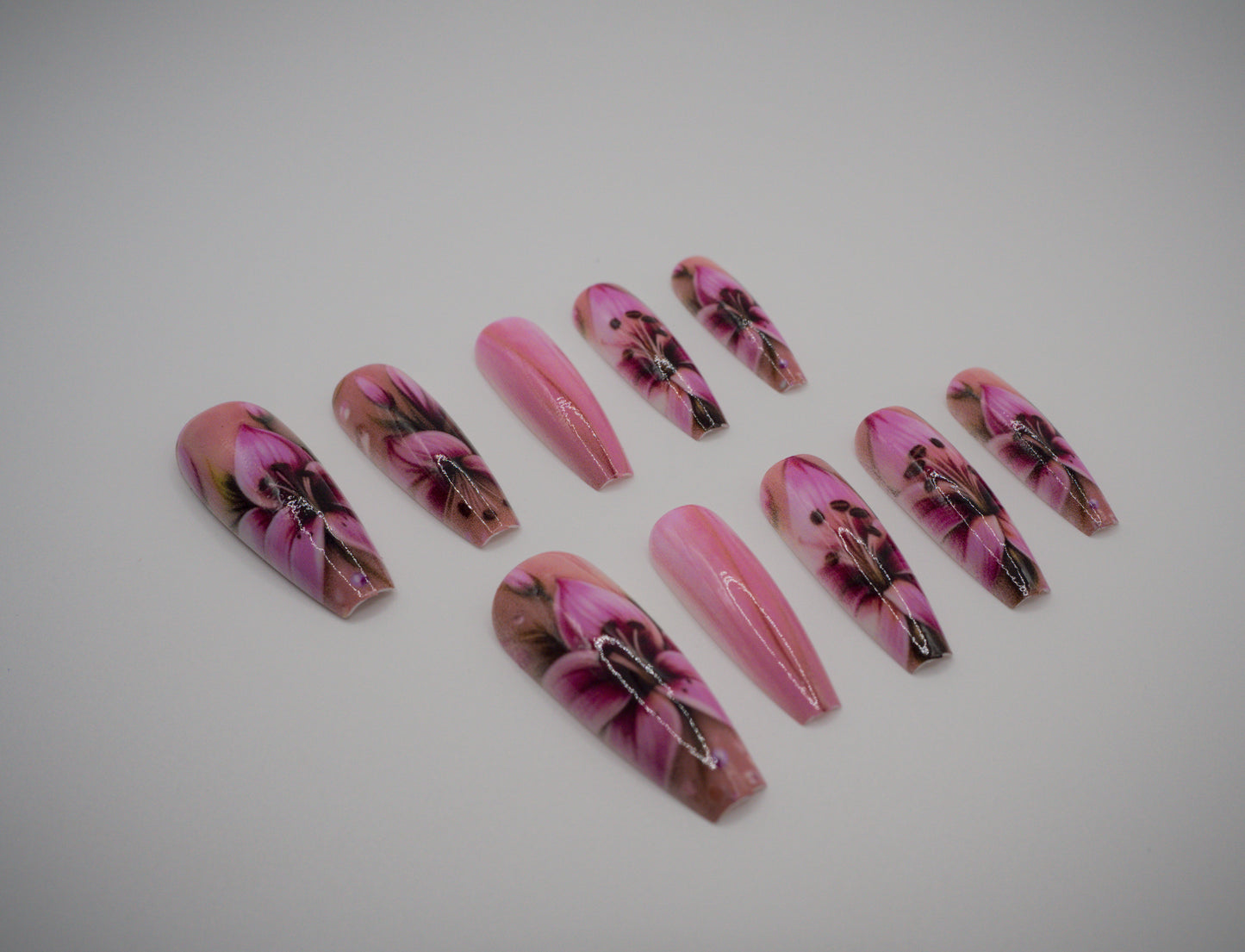 Floral Coffin Mani in Minutes Press on Nails